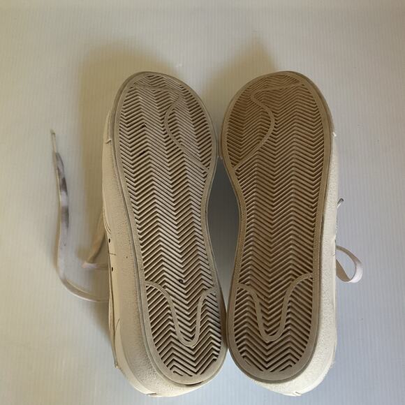 Nike Women’s Blazer Low Platform – White Leather 8.5 - Picture 9 of 10